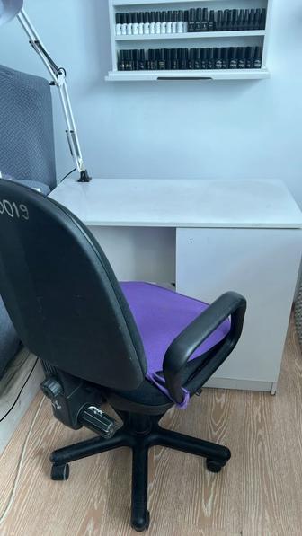 Продам стол для маникюра и стул