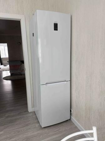 Продам новый холодильник