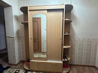 Продаю прихожую