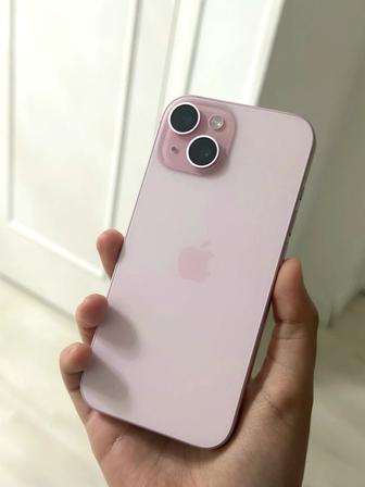 Продаю iPhone 15, розового цвета, память 128 ГБ.