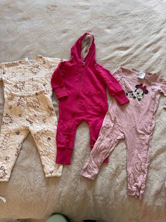 Комбинезоны, кофты, штаны, платья, шапки