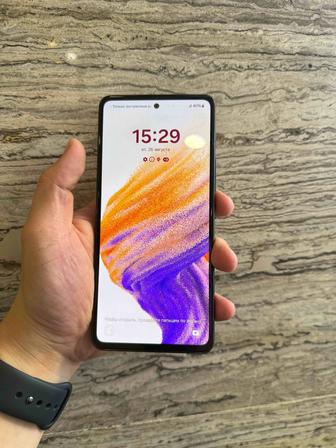 Продам Samsung A53 8/256