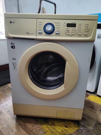 Стиральную машину LG-5кг