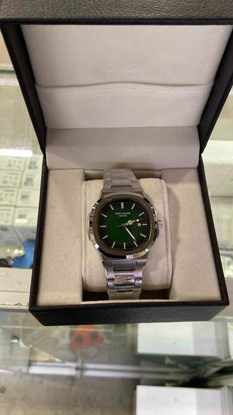 Часы кварцевые