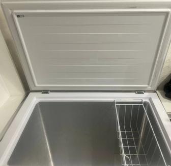 Продам морозильник