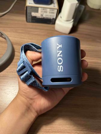 Продам оригинальную колонку Sony XB13 Blue