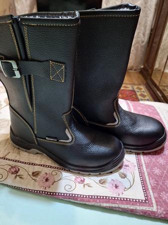 Продам спецобувь