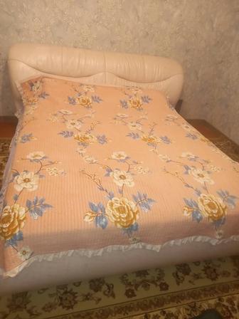 Двухспальная кровать