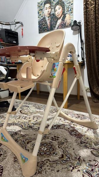 Продам стульчик для кормления