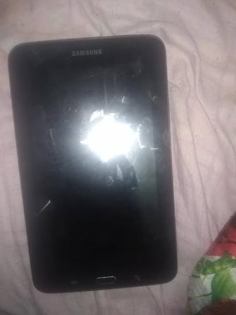 Продам планшет самсунг Таб 3 7.0