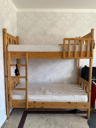 Спальная кровать