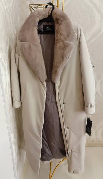 Продам зимнюю куртку