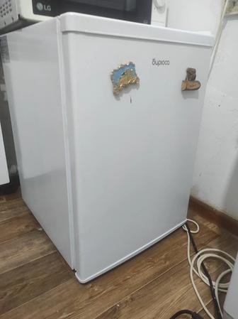 Холодильник продается