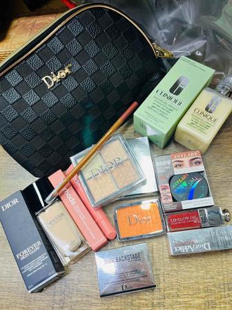 Косметика Диор