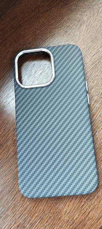 Чехол карбоновый для Apple iPhone 13 Pro черный