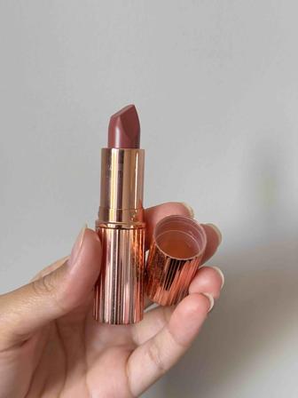 Помада Charlotte Tilbury