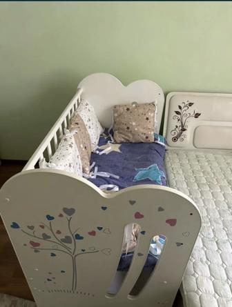 продам манеж детский