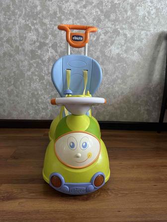 Толакар машинка chicco
