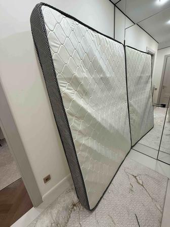 Отдам бесплатно матрас