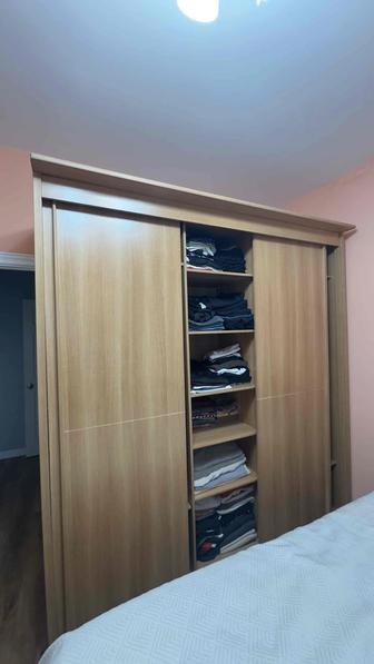 Продам Шкаф