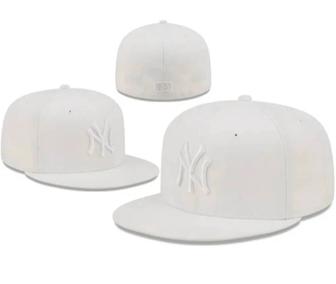 Бейсболка New era