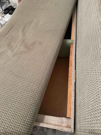 Продам диван в норм состоянии без запаха