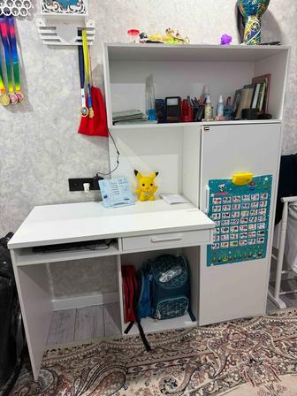 Парта для школьников , для студента