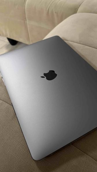 MacBook Air 13 M1 2020