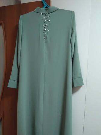 Продам новая женская платье