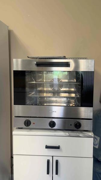 Конвекционная печь Smeg