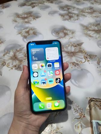 Продам айфон Х