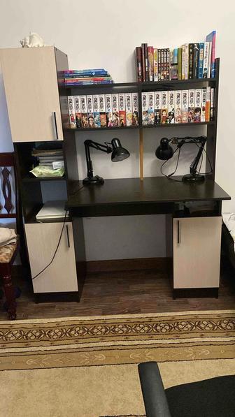 Продам рабочий уголок для школьника