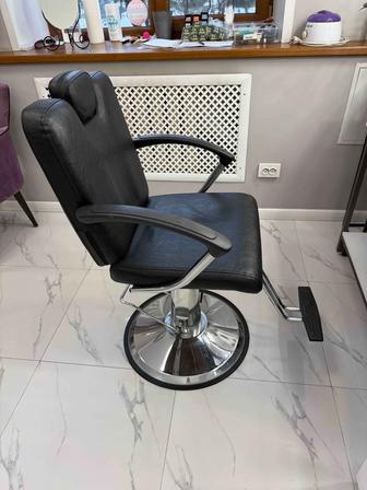 Зеркало и кресло для визажиста, зеркало делали под заказ