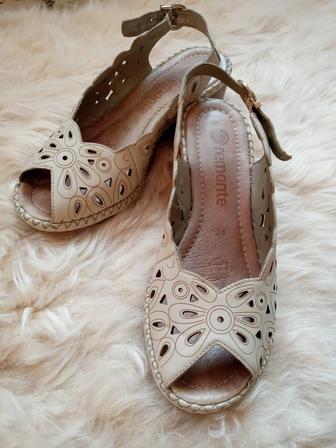 Босоножки летние 36 размер