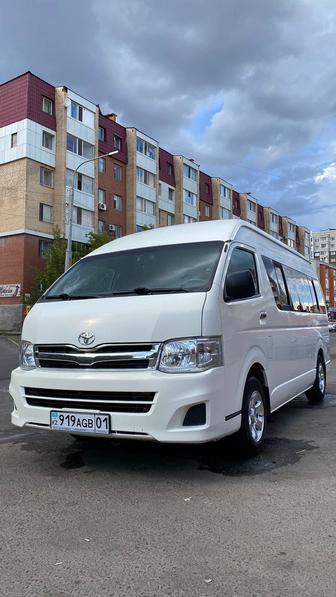 Услуга аренды микроавтобуса Toyota Hiace, 14 посадочных мест. Межгород