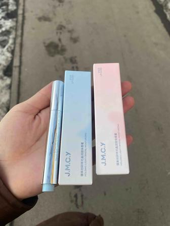 Увлажняющий блеск для губ