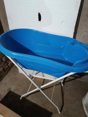 Продам ванночку для купания