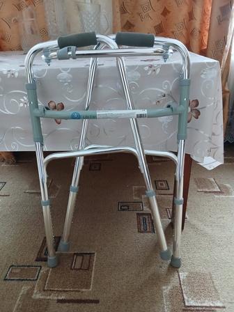 Ходунки медицинские для взрослых