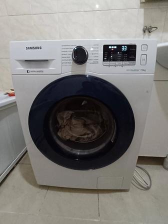 Продам стиральную машинку