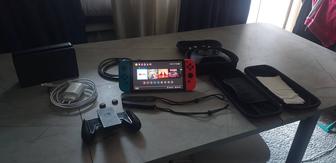 Nintendo Switch OLED в отличном состоянии