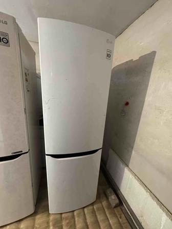 Продам холодильник LG