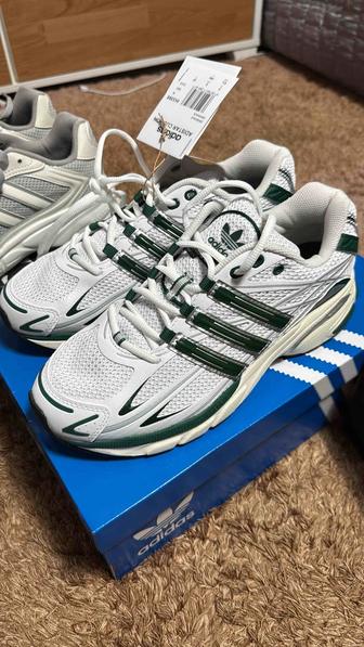 Новый кроссовки ADIDAS ADISTAR CUSHION 42