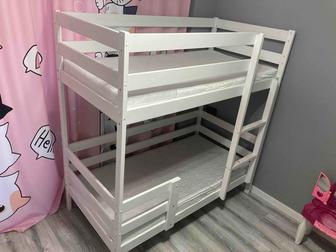 Продам двухъярусную кровать