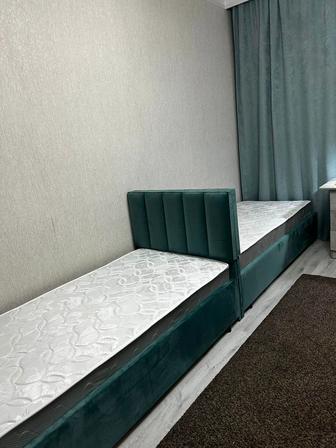 Односпальная кровати с матрасом