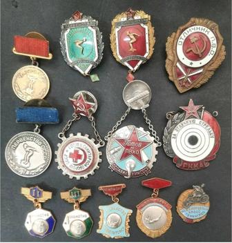 Куплю монеты,значки ,медали