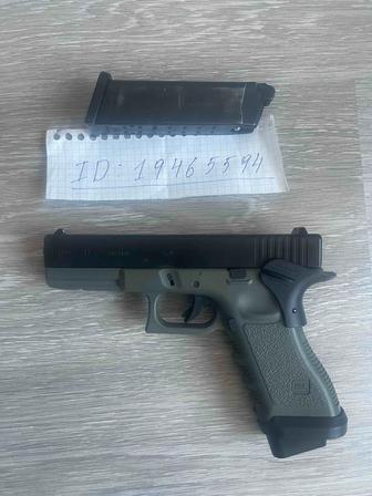 Страйкбольный пистолет Glock 17 Custom и HK45 Tactical