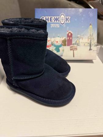 Зимние детские сапоги