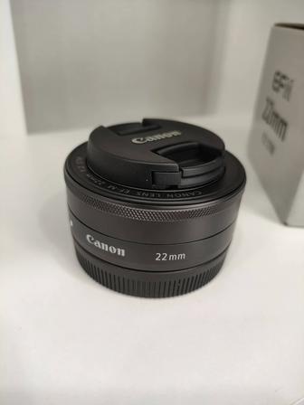 Объектив Canon EF-M 22mm f/2 STM