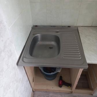 Мойка кухонная раковина с сифоном 60 на 60см