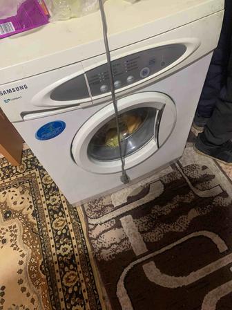 Продам стиралку